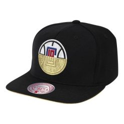 Czapka z daszkiem bejsbolówka Mitchell & Ness NBA Los Angeles Clippers. Czarne czapki z daszkiem Mitchell & Ness, bez wzorów, sportowe. Za 109.00 zł.