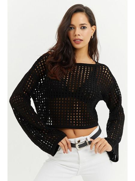 Cool and sexy Sweter w kolorze czarnym rozmiar: onesize. Czarne swetry Cool and sexy, bez wzorów, bez ramiączek. Za 46.45 zł.