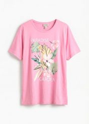 T-shirt o pudełkowym kroju z miękkiej wiskozy. Czerwone t-shirty bonprix, bez wzorów, z wiskozy, bez kołnierzyka, bez ramiączek. Za 67.99 zł.