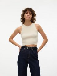 Vero Moda Top "Ginny" w kolorze kremowym rozmiar: M. Brązowe topy Vero Moda, m, bez wzorów, bez kołnierzyka, bez ramiączek. Za 28.51 zł.