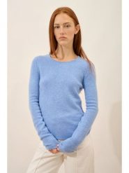 Just Cashmere Kaszmirowy sweter "Joyce" w kolorze błękitnym rozmiar: M. Niebieskie swetry Just Cashmere, m, bez wzorów, z kaszmiru, bez ramiączek. Za 434.99 zł.