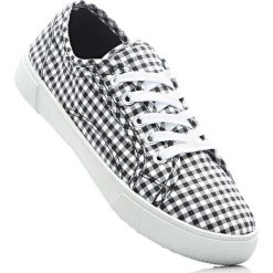 Sneakersy bonprix czarno-biały w kratę. Buty sportowe lifestyle marki Mohito. Za 69.99 zł.