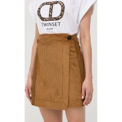 MAX&Co. spódnica sztruksowa kolor brązowy mini rozkloszowana. Brązowe spódnice MAX&Co., bez wzorów, ze sztruksu, mini, rozkloszowane. W wyprzedaży za 384.99 zł.