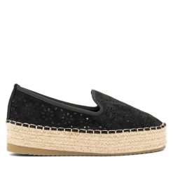 Espadryle DeeZee. Czarne espadryle DeeZee, bez wzorów, bez obcasa. Za 61.99 zł.