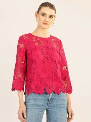 APART Bluzka w kolorze różowym rozmiar: 40. Różowe bluzki Apart, bez wzorów, z koronki, bez kołnierzyka, bez ramiączek. Za 196.24 zł.