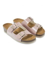 Mandel Klapki w kolorze jasnoróżowym rozmiar: 36. Różowe klapki Mandel, bez wzorów, klasyczne, z otwartym noskiem, bez obcasa, bez zapięcia. Za 121.99 zł.