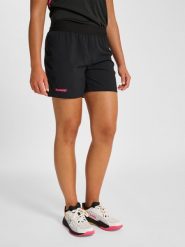 Damskie spodenki treningowe Hummel Blaze Pro. Czarne szorty sportowe Hummel, bez wzorów, z materiału, z standardowym stanem, na fitness i siłownię. Za 136.00 zł.