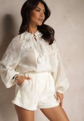 Jasnobeżowy Komplet z Wiskozą i Bawełną Szorty i Koszula z Haftem Milviola. Brązowe koszule Renee, m, bez wzorów, z bawełny, eleganckie, bez kołnierzyka, bez ramiączek. W wyprzedaży za 195.99 zł.