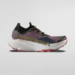 Damskie buty trailowe La Sportiva Prodigio Pro. Czerwone buty do biegania La Sportiva, bez wzorów, z gumy, bez zapięcia, do biegania. Za 829.99 zł.