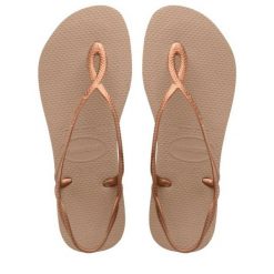 Klapki damskie Havaianas Luna. Czerwone klapki Havaianas, bez wzorów, z syntetyku, sportowe, bez obcasa, bez zapięcia. Za 184.50 zł.