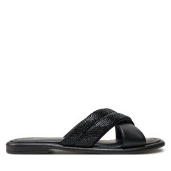 Klapki Marco Tozzi. Czarne klapki Marco Tozzi, bez wzorów, bez obcasa, bez zapięcia. Za 249.99 zł.