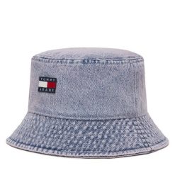 Kapelusz Tommy Jeans. Czerwone kapelusze Tommy Jeans, bez wzorów, z denimu. Za 259.99 zł.