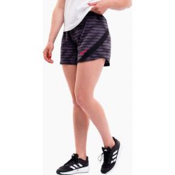 Spodenki sportowe damskie Nike Dri-FIT Strike. Czerwone szorty sportowe Nike, bez wzorów, dri-fit (nike). Za 101.00 zł.