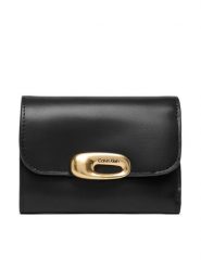 Calvin Klein Portfel Hardware Trifold With Zip Pocket LV04F1116G Czarny. Czarne portfele Calvin Klein, bez wzorów, ze skóry. Za 289.99 zł.