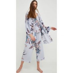 Answear Lab komplet piżamowy. Niebieskie piżamy Answear Lab, l, bez wzorów, z tkaniny, bez kołnierzyka, bez ramiączek. Za 199.99 zł.