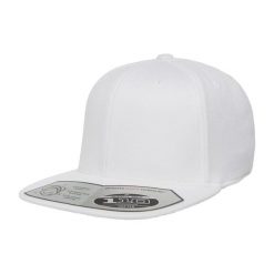 110 Czapka Z Daszkiem Typu Snapback. Białe czapki z daszkiem FLEXFIT, bez wzorów. Za 97.99 zł.