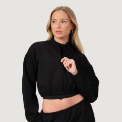 Bluza damska GymBeam NEO Black z zamkiem. Czarne bluzy z kapturem GYMBEAM, xl, bez wzorów, z bawełny, bez kaptura, na fitness i siłownię. Za 119.90 zł.