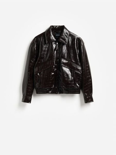Kurtka z imitacji skóry - mahoniowy. Brązowe kurtki Reserved, l, bez wzorów, ze skóry, bez kaptura. Za 259.99 zł.