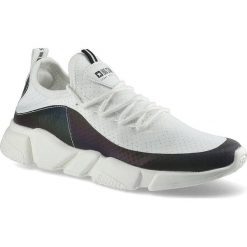 Białe Sneakersy Big Star Damskie Sportowe Obuwie. Białe buty treningowe BIG STAR, bez wzorów, z jeansu, bez zapięcia, trekkingowe. Za 179.00 zł.