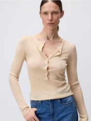 Sweter z lyocellu - Inny. Swetry Reserved, l, bez wzorów, z dzianiny, bez ramiączek. Za 89.99 zł.