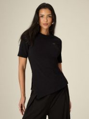 4F T-shirt regular gładki damski - czarny S. Czarne t-shirty 4f, s, bez wzorów, z bawełny, klasyczne, bez kołnierzyka, bez ramiączek. Za 79.99 zł.