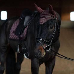 Krótki kapelusz dla koni Equestrian Stockholm. Brązowe kapelusze EQUESTRIAN STOCKHOLM, bez wzorów, sportowe. Za 303.00 zł.