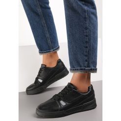 Czarne Buty Sportowe Sznurowane Mellameia. Czarne buty sportowe lifestyle Renee, bez wzorów, z dresówki, bez zapięcia. W wyprzedaży za 79.99 zł.