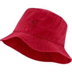 Czapka Air Jordan Jumpman Bucket Hat Washed Red Kapelusz - DC3687-687. Czerwone kapelusze Jordan, bez wzorów, sportowe. Za 137.99 zł.