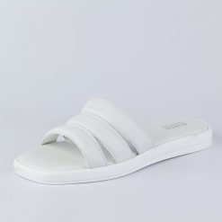 Białe skórzane klapki damskie Belwest 8195. Białe klapki Suzana, bez wzorów, ze skóry, eleganckie, bez obcasa, bez zapięcia. Za 169.00 zł.