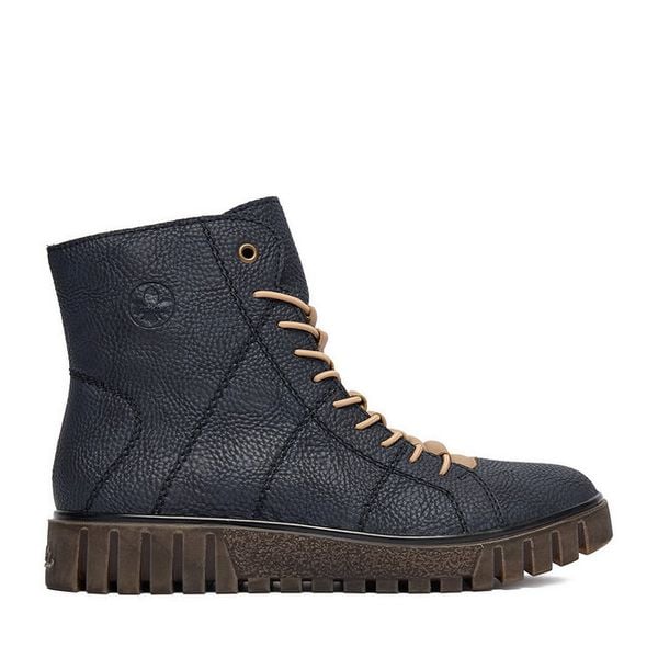 Trzewiki Rieker. Niebieskie botki Rieker, bez wzorów, bez obcasa, na płaskiej podeszwie, bez zapięcia. Za 389.99 zł.