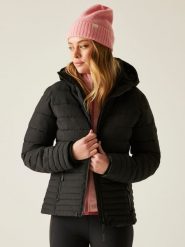 Regatta Kurtka pikowana "Kelane" w kolorze czarnym rozmiar: 44. Czarne kurtki Regatta, bez wzorów, bez kaptura. Za 249.17 zł.