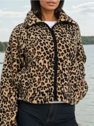 Bluza we wzrór zwierzęcy z kieszeniami - wielobarwny. Bluzy Sinsay, l, bez wzorów, bez ramiączek, bez kaptura. Za 33.99 zł.