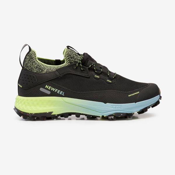 Buty do nordic walking Newfeel NW 980 Waterproof. Czarne buty do biegania NEWFEEL, bez wzorów, bez zapięcia, do biegania. W wyprzedaży za 199.99 zł.