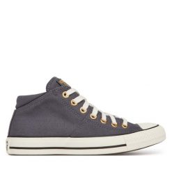 Trampki Converse. Fioletowe trampki Converse, bez wzorów, retro, bez zapięcia. Za 179.99 zł.