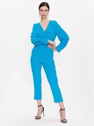 Maryley Kombinezon 23EB527/33FI Niebieski Regular Fit. Niebieskie sukienki Maryley, s, bez wzorów, z syntetyku, bez kołnierzyka, bez ramiączek. Za 649.99 zł.