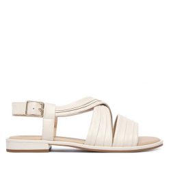Sandały Caprice. Białe sandały Caprice, bez wzorów, bez obcasa, na płaskiej podeszwie, bez zapięcia. Za 339.99 zł.