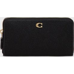 Coach portfel damski kolor czarny. Czarne portfele Coach, bez wzorów, z materiału. Za 1,159.90 zł.