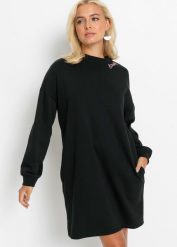 Sukienka dresowa oversized. Czarne sukienki bonprix, bez wzorów, z dresówki, bez kołnierzyka, bez ramiączek, mini. Za 97.99 zł.