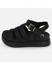 Lee Sandały "Emersyn" w kolorze czarnym rozmiar: 41. Czarne sandały Lee, bez wzorów, z otwartym noskiem, bez obcasa, na koturnie, bez zapięcia. Za 165.99 zł.