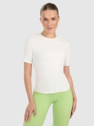 4F Koszulka sportowa w kolorze kremowym rozmiar: M. Brązowe t-shirty sportowe 4f, m, bez wzorów, z materiału, bez ramiączek, na fitness i siłownię. Za 68.95 zł.
