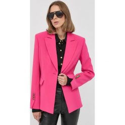 Pinko marynarka kolor różowy jednorzędowa gładka. Czerwone marynarki i żakiety Pinko, bez wzorów, klasyczne, bez ramiączek. Za 1,689.90 zł.