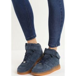 Granatowe Buty Sportowe Marcie. Buty treningowe marki KALENJI. Za 39.99 zł.