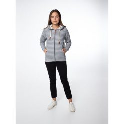 Bluza damska Protest NXGJANNU full zip hoody. Fioletowe bluzy Protest, bez wzorów, bez ramiączek, bez kaptura. W wyprzedaży za 162.00 zł.