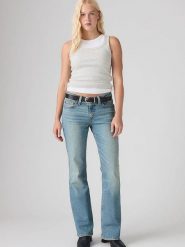 Levi's Dżinsy - Flared fit - w kolorze błękitnym rozmiar: W27/L32. Niebieskie jeansy Levi's, l, z aplikacjami, ze skóry, klasyczne. Za 164.95 zł.