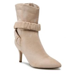 Botki DeeZee. Brązowe botki DeeZee, bez wzorów, bez obcasa, na szpilce, bez zapięcia. Za 119.99 zł.