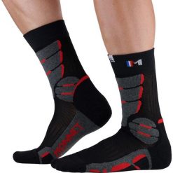 Skarpetki Monnet Jarrette Trek Expert. Czerwone skarpetki MONNET, bez wzorów. Za 151.50 zł.