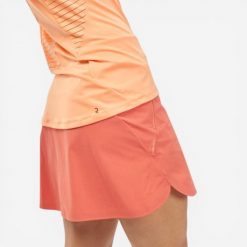 Koszulka turystyczna na ramiączka damska Quechua MH500. Brązowe t-shirty sportowe QUECHUA, m, bez wzorów, z elastanu, bez ramiączek, trekkingowe. Za 34.99 zł.