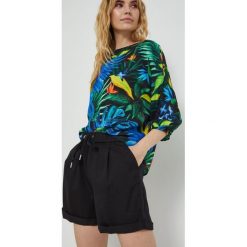 Medicine szorty damskie kolor czarny gładkie high waist. Czarne szorty MEDICINE, bez wzorów. Za 89.90 zł.