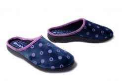 INBLU ET-24 004 granatowy, kapcie damskie. Niebieskie kapcie Inblu, bez wzorów, z tkaniny. Za 77.99 zł.
