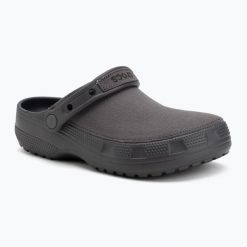 Klapki Crocs Classic Crafted Clog. Czarne klapki Crocs, bez wzorów, bez obcasa, bez zapięcia. Za 289.00 zł.